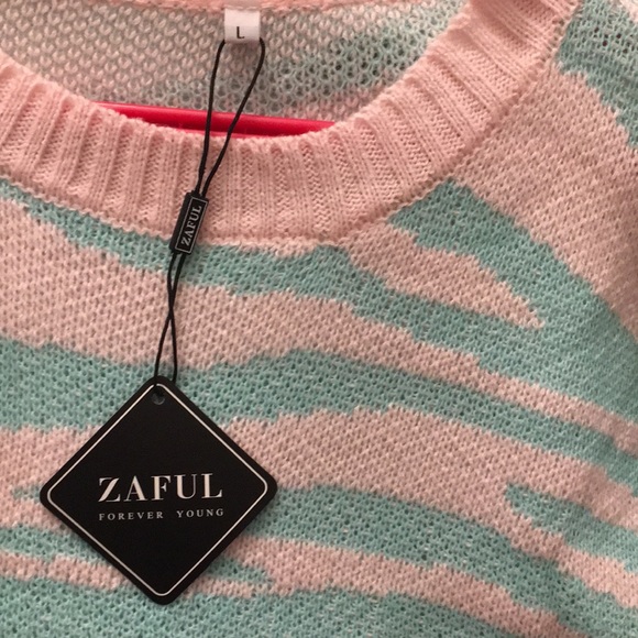 Zebra printed cropped sweater - Picture 4 of 5
